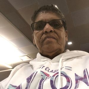 Meet your Posher, Rita